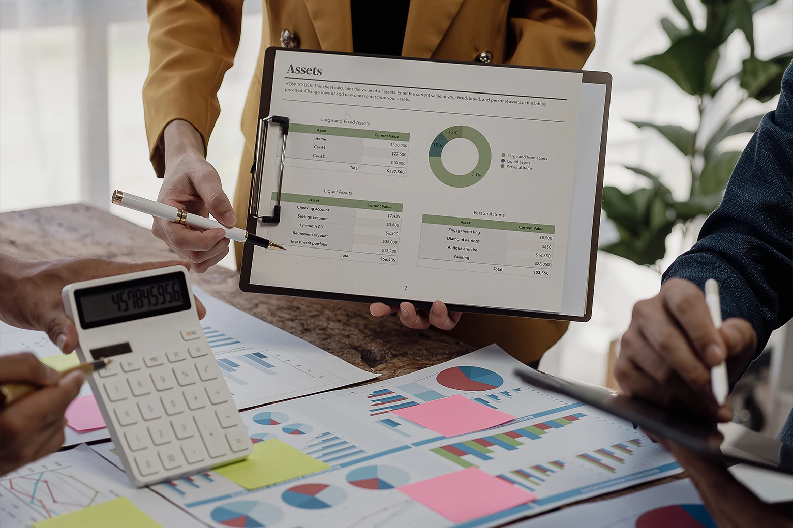 Customer profile user interface